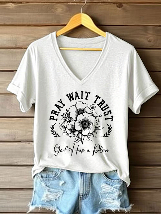 Women's Pray Wait Trust Printed Casual T-Shirt