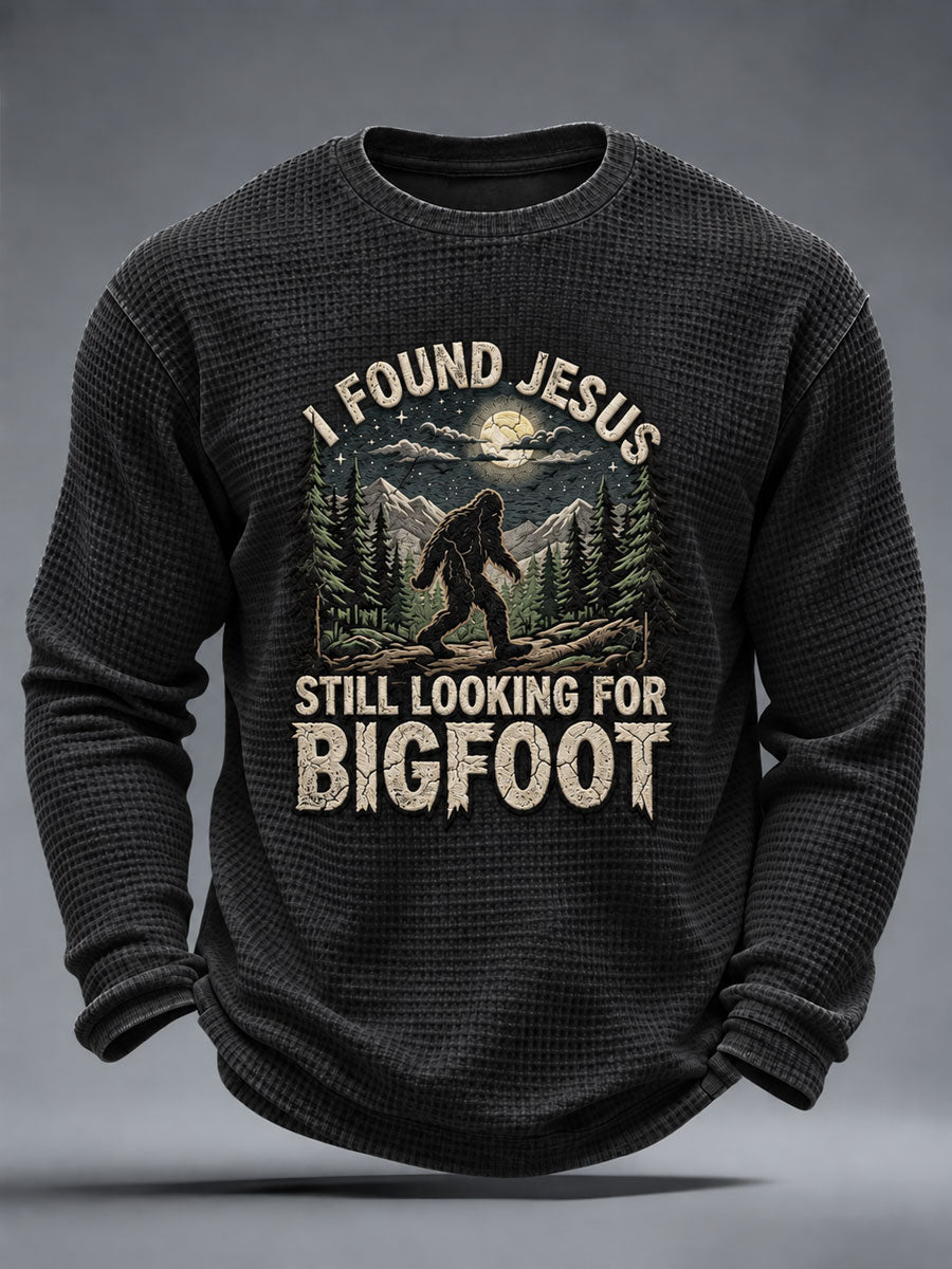 Men's 'I Found Jesus Still Looking For Bigfoot' Waffle Print Casual T-Shirt